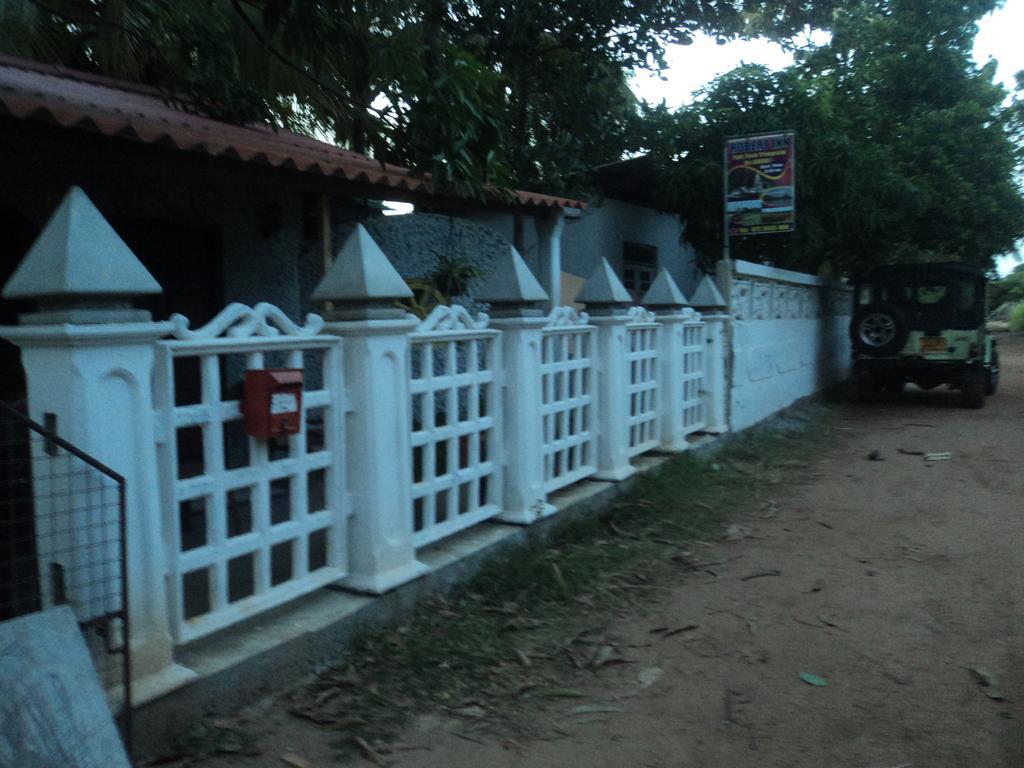 Robert Inn Dambulla Dış mekan fotoğraf