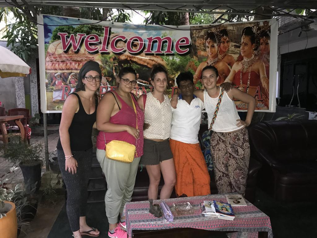 Robert Inn Dambulla Dış mekan fotoğraf